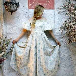 Elegant Floral White and Blue Dress